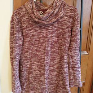 Women's sweater, excellent condition, red and white